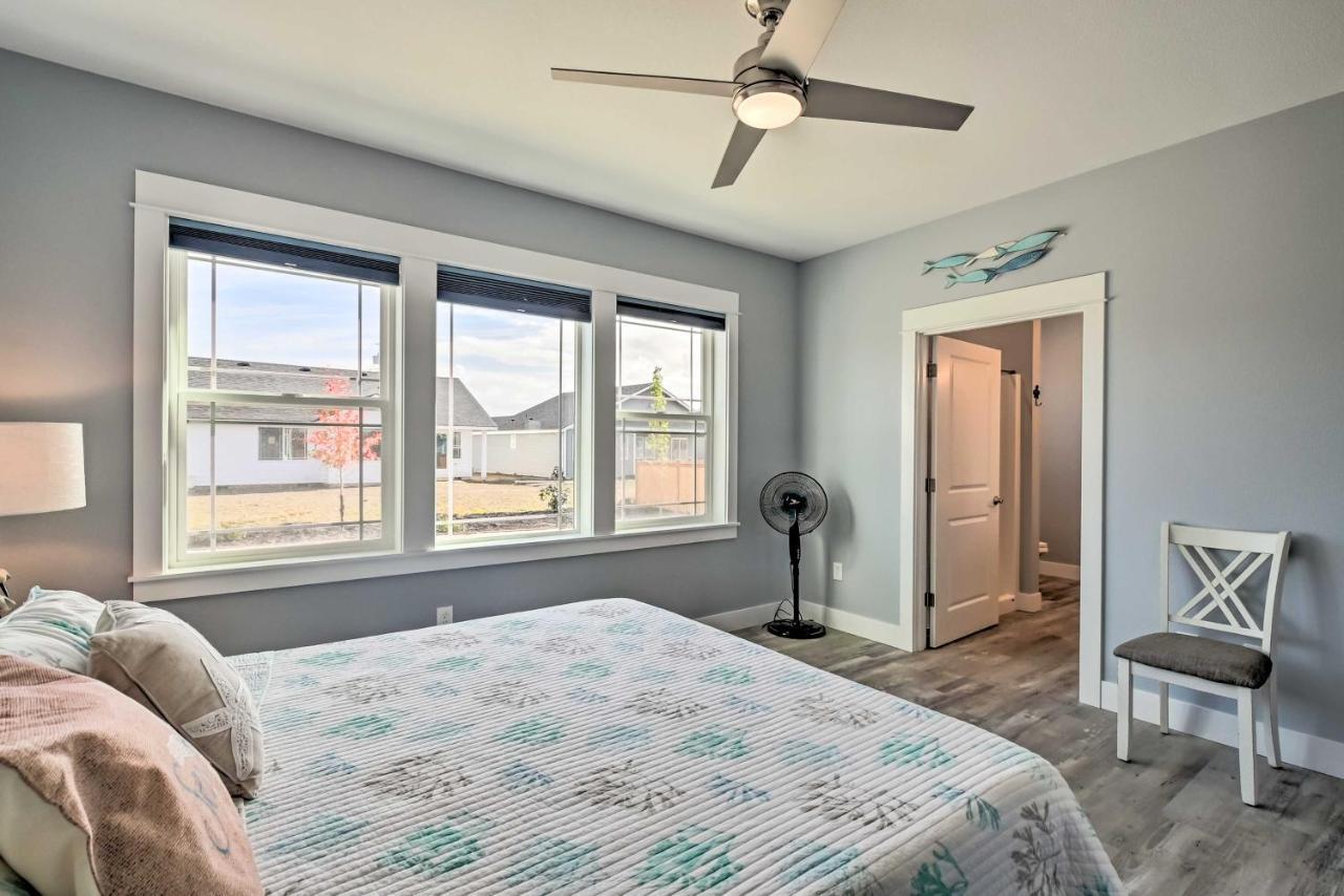 Ocean Shores Getaway With Fireplace And Hot Tub! Екстер'єр фото