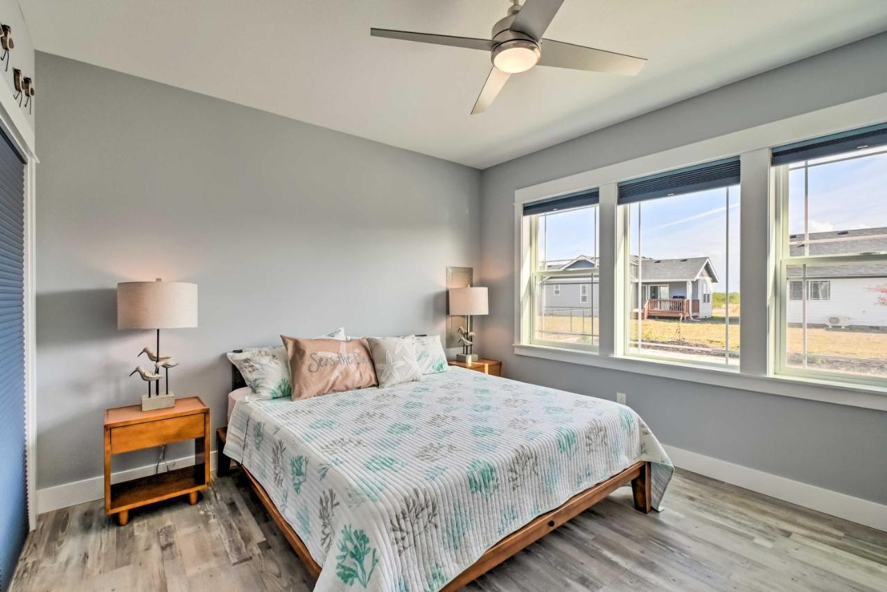 Ocean Shores Getaway With Fireplace And Hot Tub! Екстер'єр фото