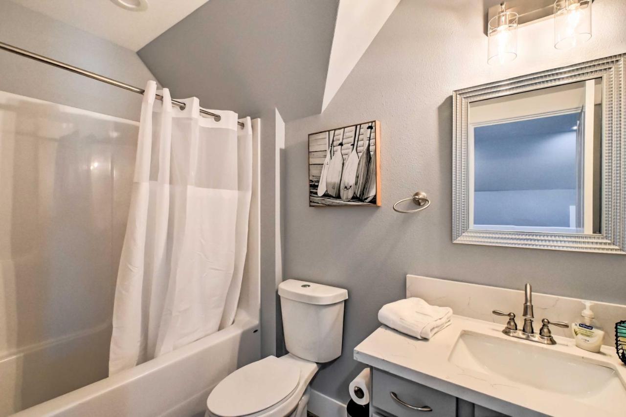 Ocean Shores Getaway With Fireplace And Hot Tub! Екстер'єр фото